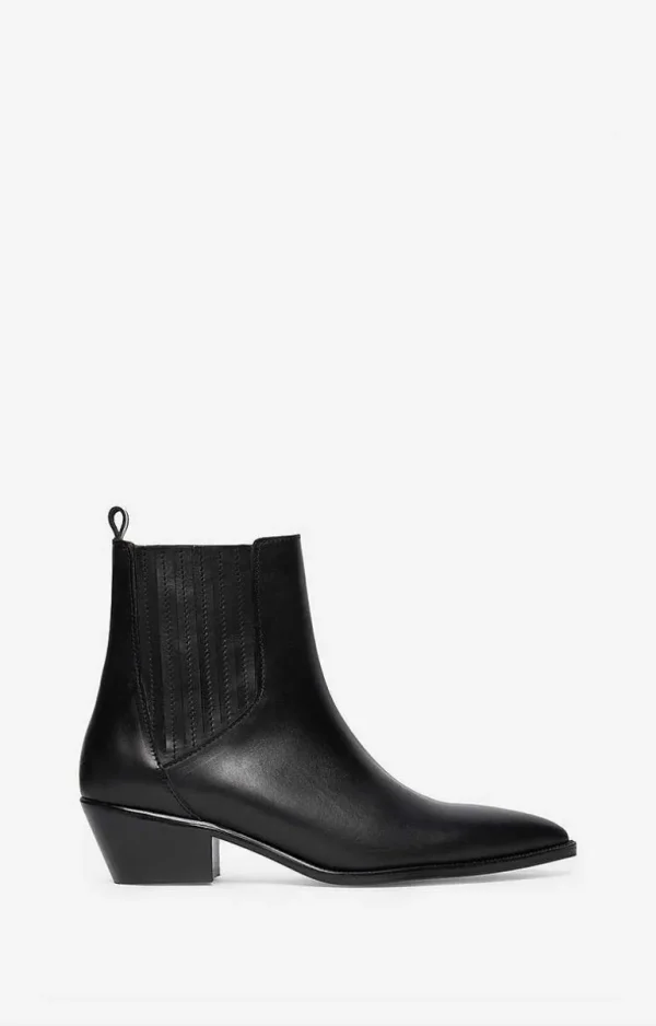 Vanessa Bruno Leather Ankle Boots- 36 | 37